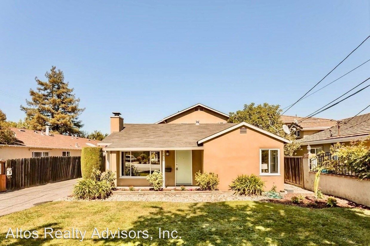 Primary Photo - 3411-3415 Bay Rd