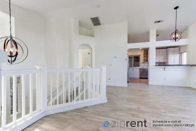 Building Photo - 4 br, 2.5 bath House - 4307 Frontera Dr, D...