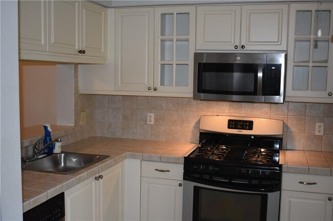 Foto del edificio - 7890 Dixie Beach Cir