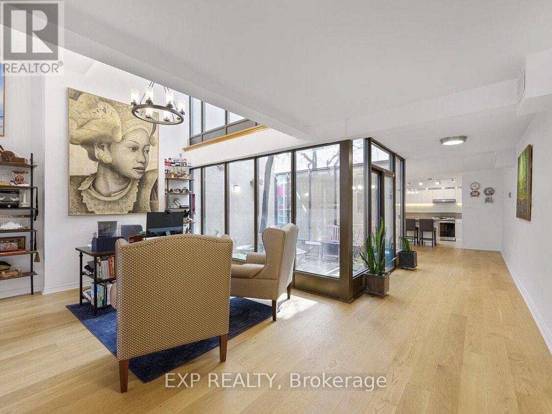 Photo principale - 72 Granby St