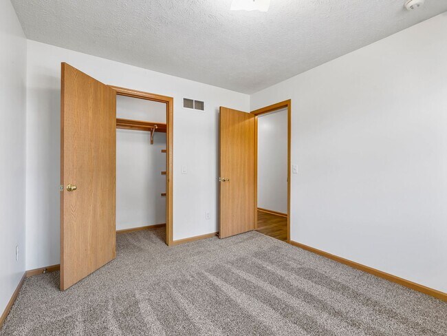 Foto del edificio - 5755 N 20th St