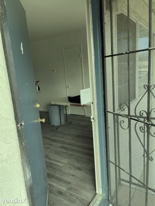 Foto del edificio - 2 br, 1 bath 4plex - 1780 Welch Avenue 4