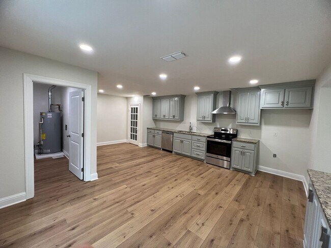 Foto del edificio - Large home in Airline School District... Close to Barksdale Air Force Base... BAFB