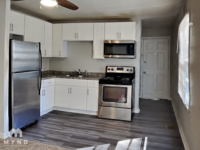 Building Photo - 3791 Clovis Ct NW