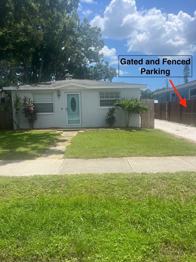 Front - 2776 41st Ave N (Saint Petersburg, FL)