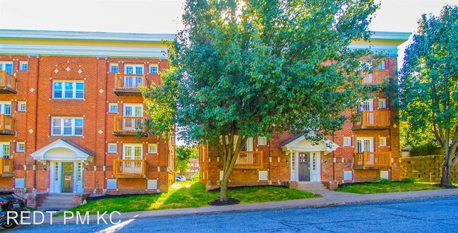 Foto del edificio - 3113-3123 Thompson Ave