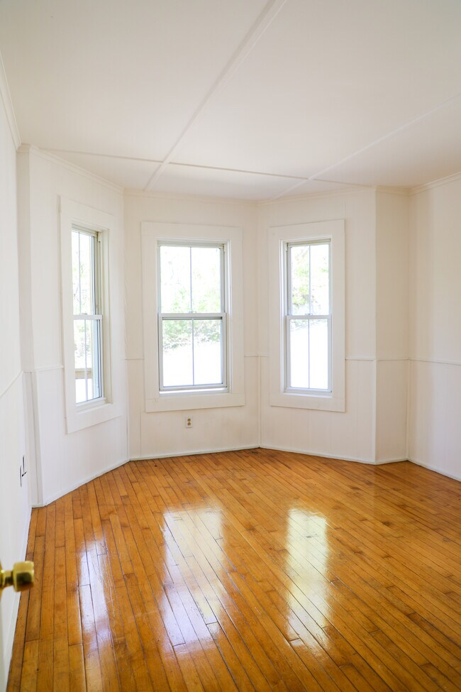 60 Cliff St Unit B, North Adams, MA 01247 Apartments in North Adams