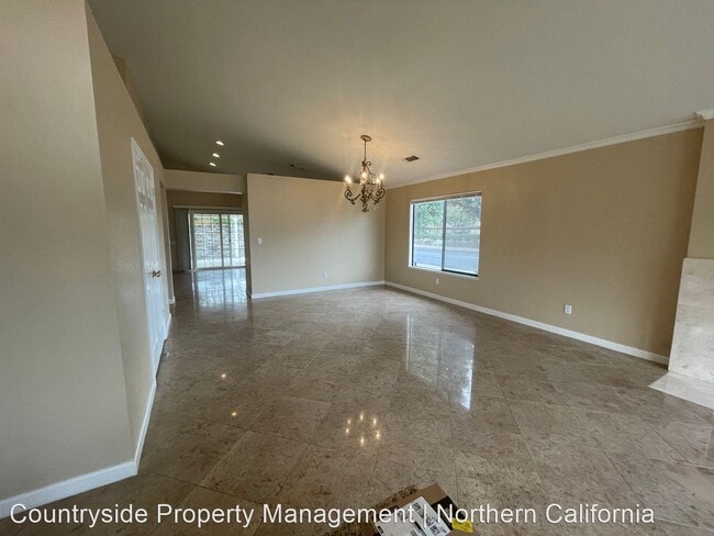 Building Photo - 3 br, 2 bath House - 2141 Norik Drive