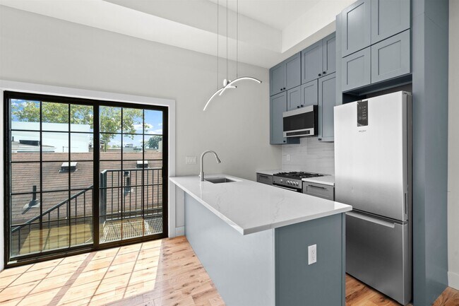 Foto del edificio - 241 Palisade Ave