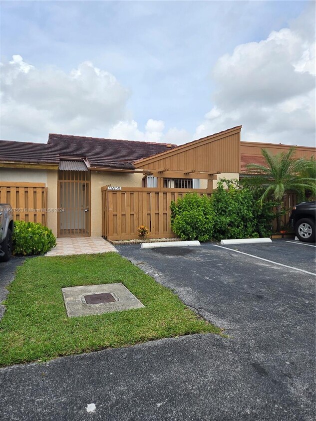 Foto principal - 13559 SW 11th Ln