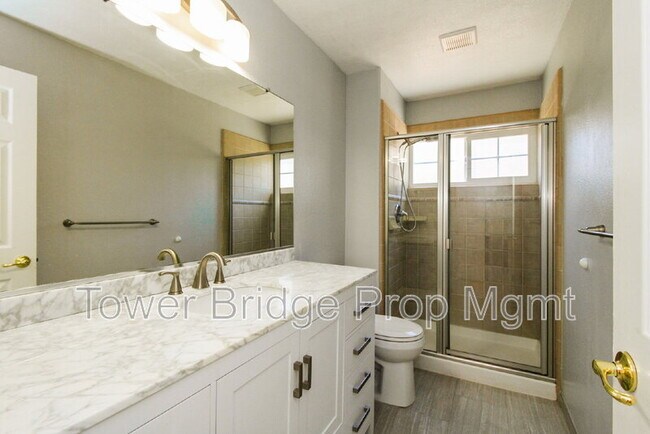 Foto del edificio - 6606 Raywood Ct
