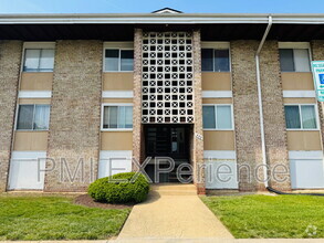 Building Photo - 559 Wilson Bridge Dr