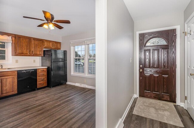 Foto del edificio - 618 Park Ridge Dr