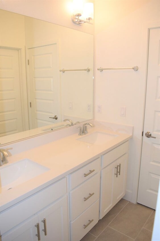 Primary Photo - Resident Benefit Package Property