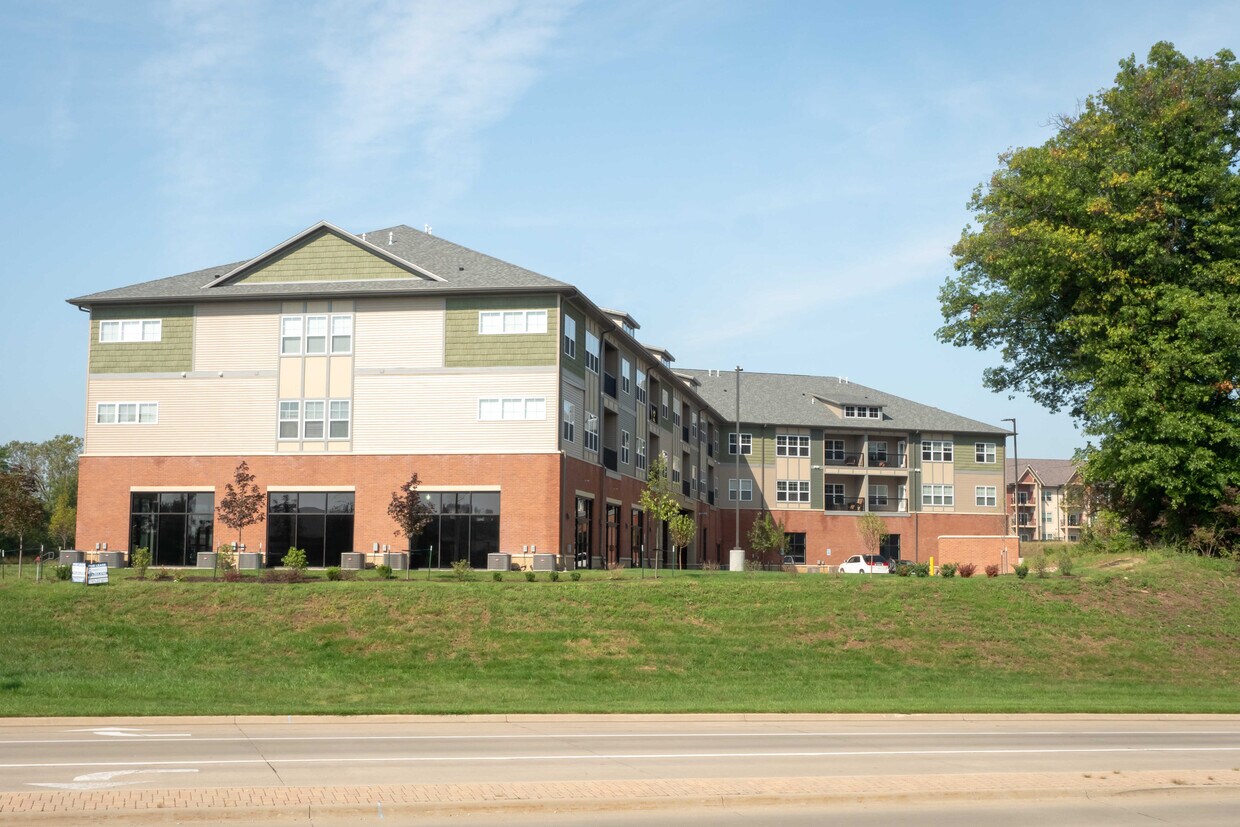 Foto principal - 1100 Kennedy Pkwy