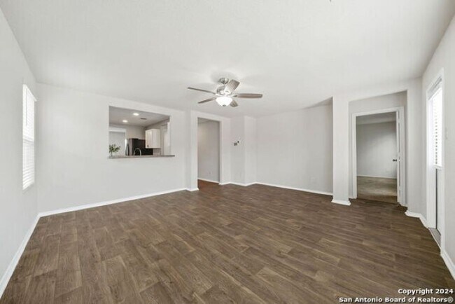 Photo - 5 Bedrooms/3.5 Bathroom Laurel Vista Subdi... House