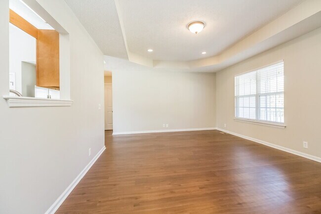 Building Photo - 634 Woodland Hills Dr