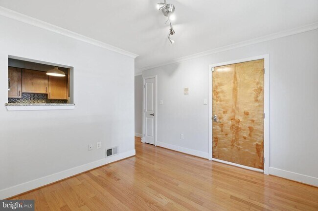 Foto del edificio - 1413 11th St NW