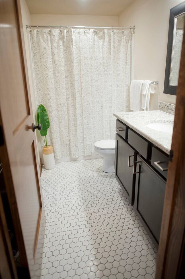 Foto del edificio - Beverly Lofts 102