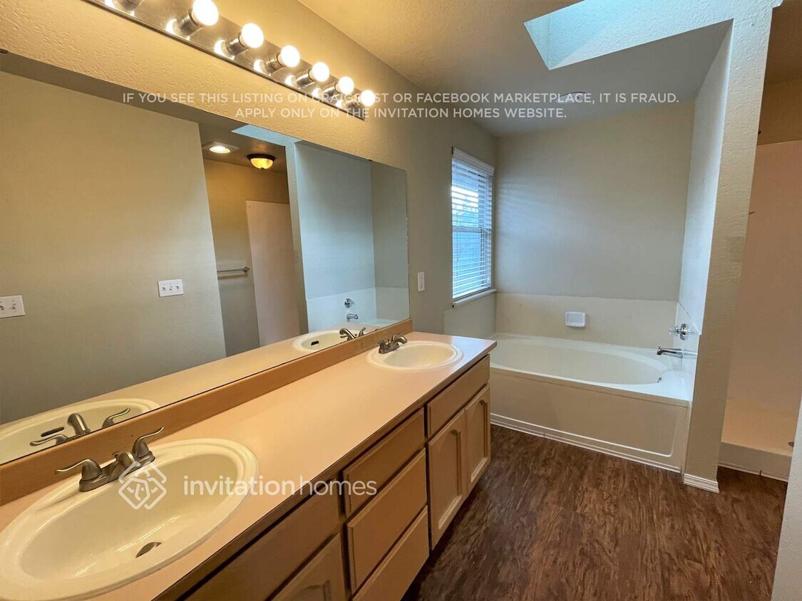 Foto del edificio - 32644 20th Ave SW
