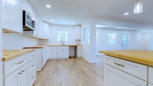 Photo - 2506 Byington Beaver Ridge Rd House