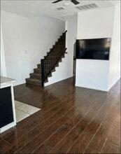 Building Photo - 5519 Osprey Dr