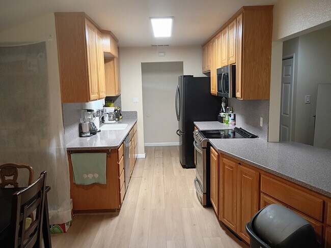 Foto del edificio - 10512 Glenview Way