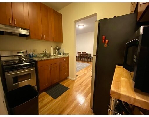 Foto del edificio - 54-56 Burbank St