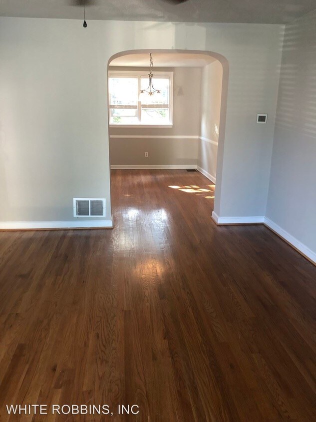 Building Photo - 3 br, 1 bath House - 1009 Clayton Rd