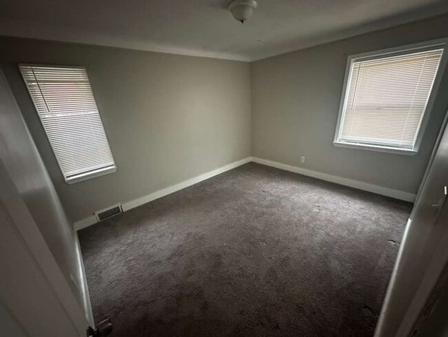 Foto del edificio - 14753 St Marys St