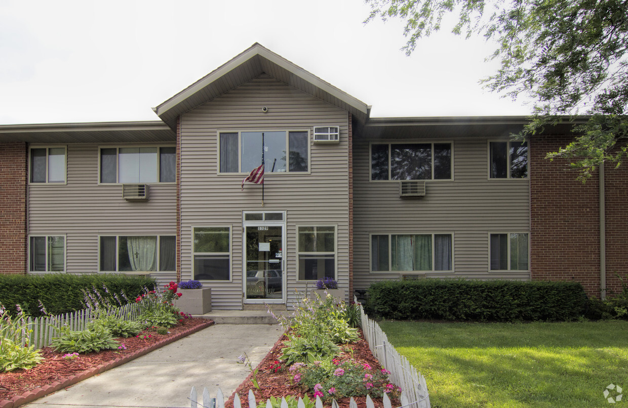 Building Photo - Parkside Drive Apartments