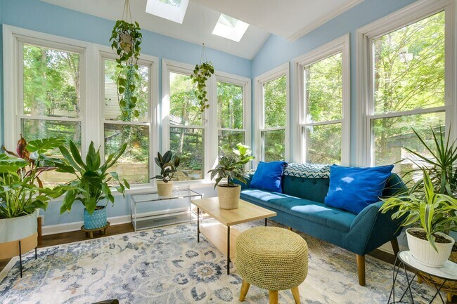 Foto del edificio - 5518 Tahoe Dr