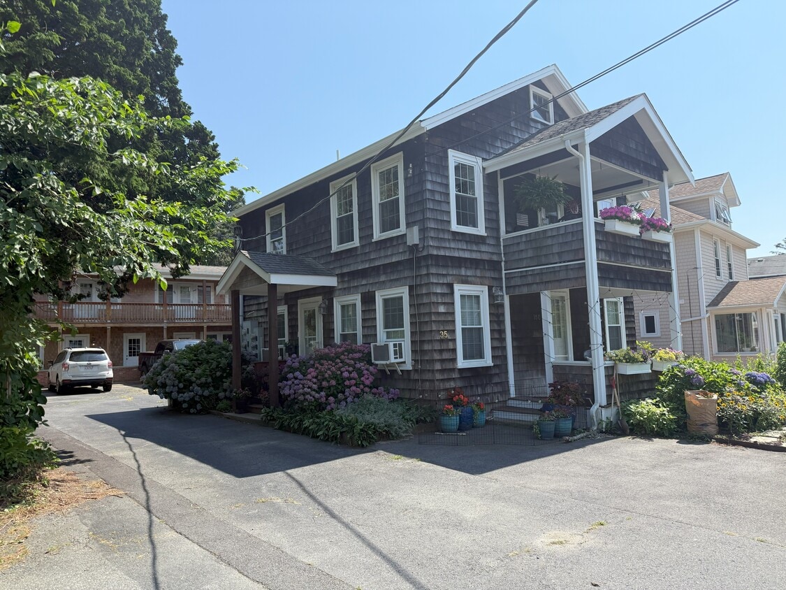 35 Bridge Street View - 35 Bridge St