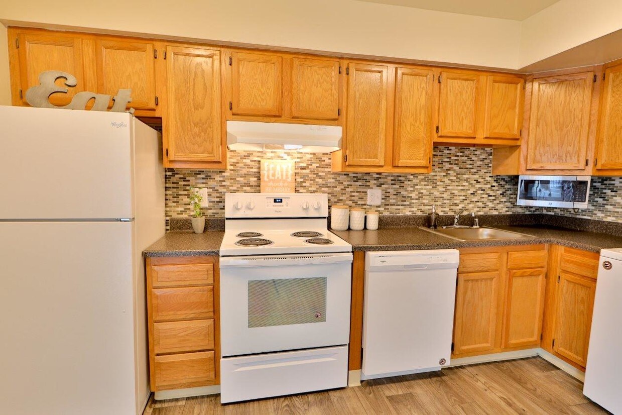 The Townhomes at Diamond Ridge Baltimore, MD