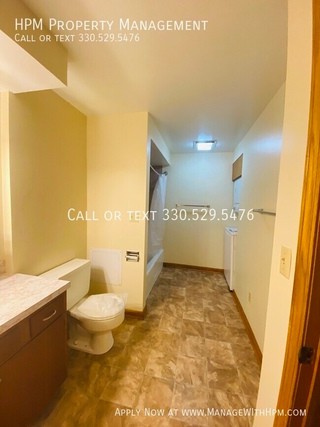 Foto del edificio - 7145 Starcliff Ave NW