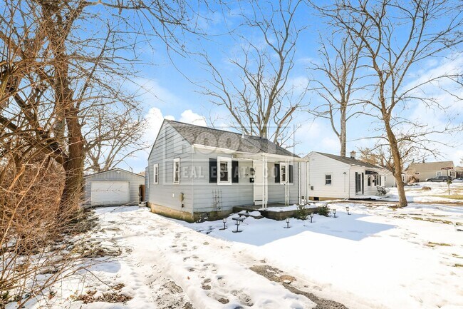 Foto del edificio - 2 bed 1 Bath Single Family Home in Dayton