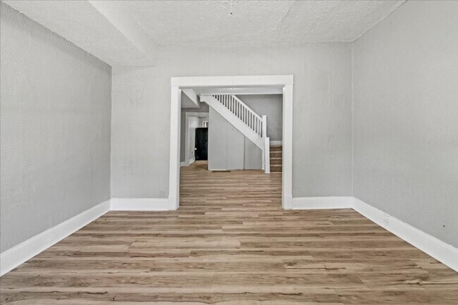 Foto del edificio - 1132 N Rural St