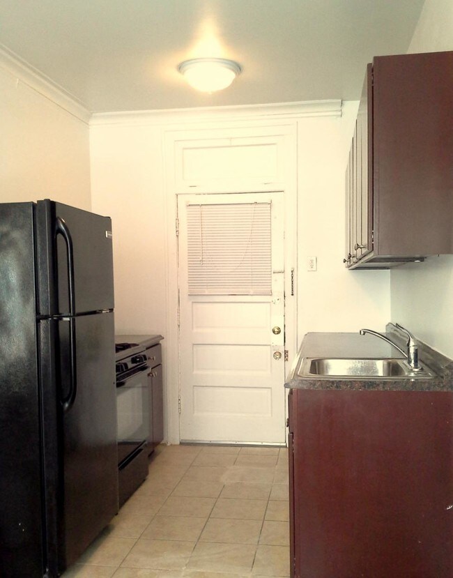 Foto del edificio - Astoria Properties