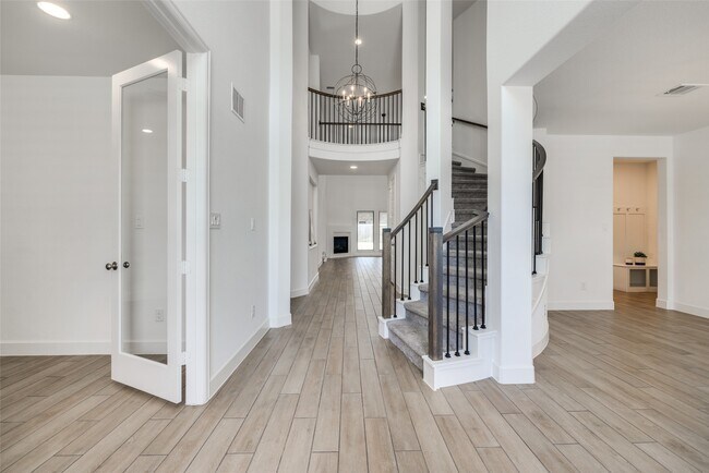 Foto del edificio - 29823 Longleaf Grv Ln