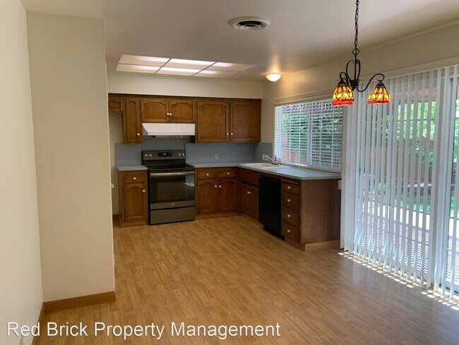 Foto del edificio - 3 br, 2 bath House - 414 Brian Ct
