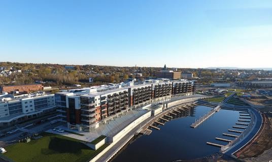 Primary Photo - River House Apartments