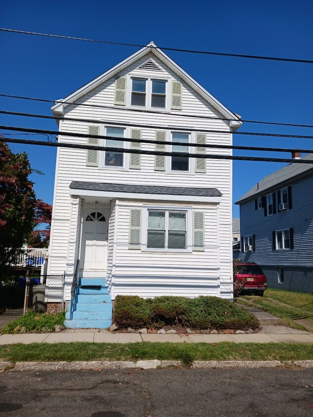 67 Prentice Ave Unit 2, South River, NJ 08882 Apartments in South