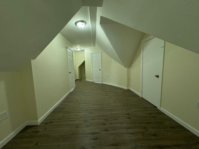 Foto del edificio - 119 Woodland St