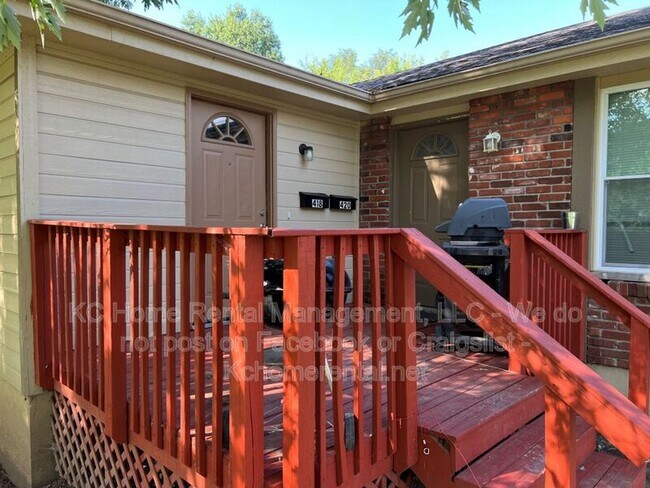 Foto del edificio - 418 N Jennings Rd