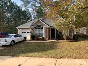 Building Photo - 214 Pine Ridge Trace