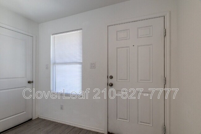 Building Photo - 5867 Coahulia Rdg