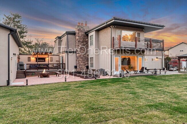 Foto del edificio - This property offers a NO DEPOSIT option a...