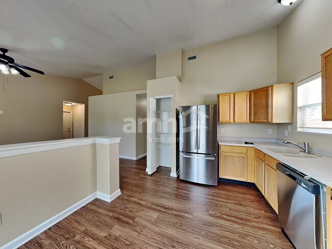 Building Photo - 6714 W Odessa Way