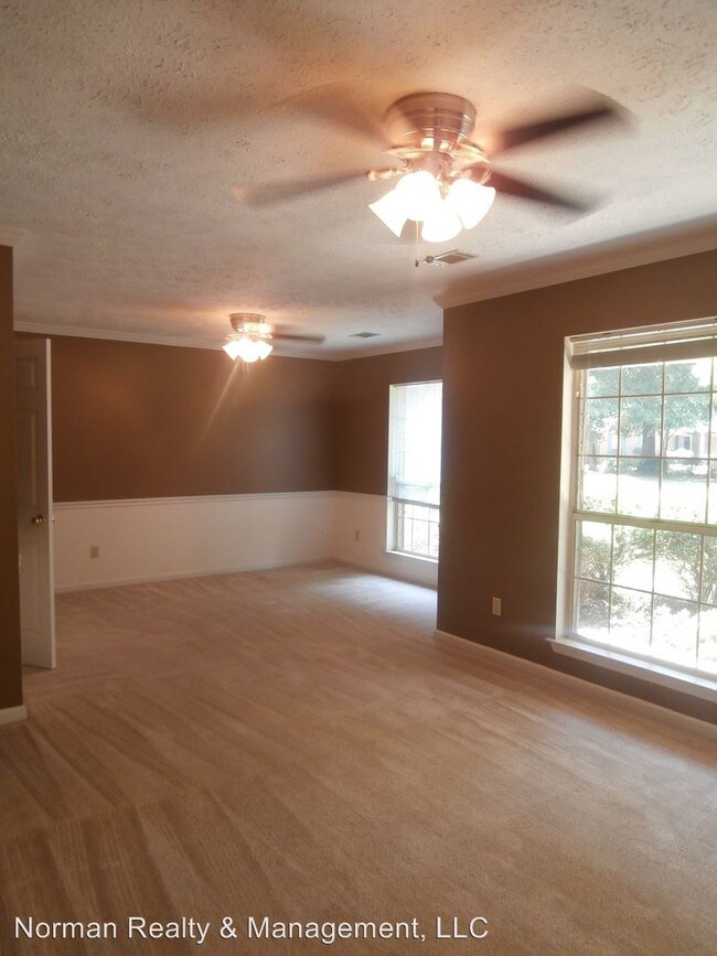 Building Photo - 4 br, 2 bath House - 513 Wellington Way