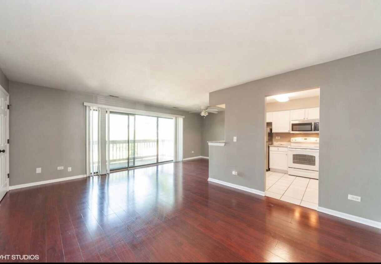 Foto principal - 209 W Court of Shorewood